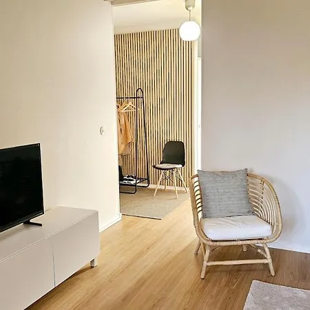 Apartment Rauhallinen Kodikas Kaksio, Ilmainen Pysaekoeinti Tampere