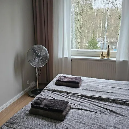 Rauhallinen Kodikas Kaksio, Ilmainen Pysaekoeinti Apartment